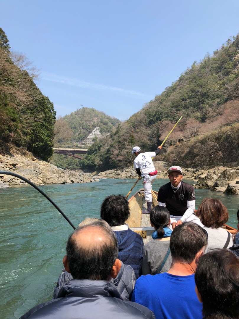 99DE96D3-BF12-4A09-B3EA-33BF3B273E3D