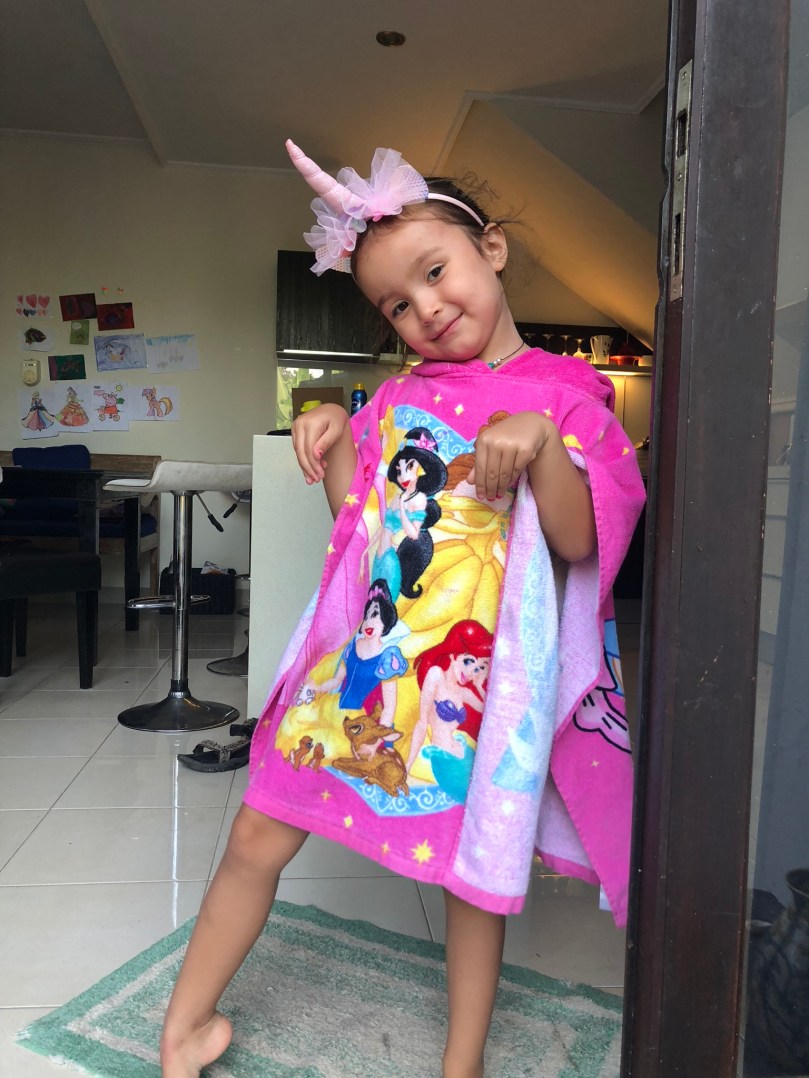 C825357D-9716-41E7-A09C-AD77AFF4BC93